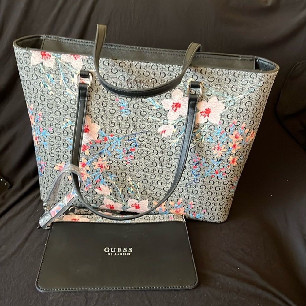 Guess Tote
